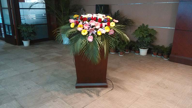 昆明演講臺租賃制?? /></a></div><div   id="pwdnuyh"   class=